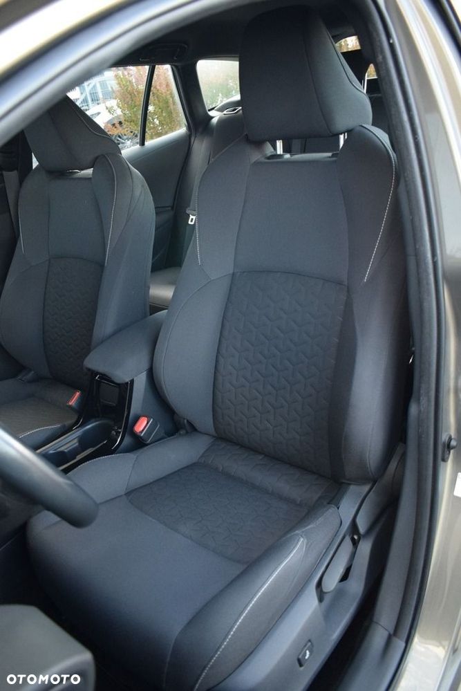 Toyota Corolla 1.8 Hybrid Comfort - 12