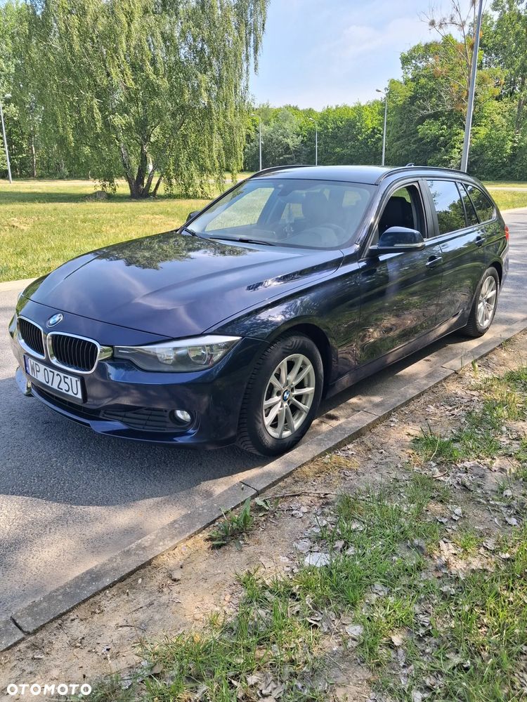 BMW Seria 3 318d DPF - 1