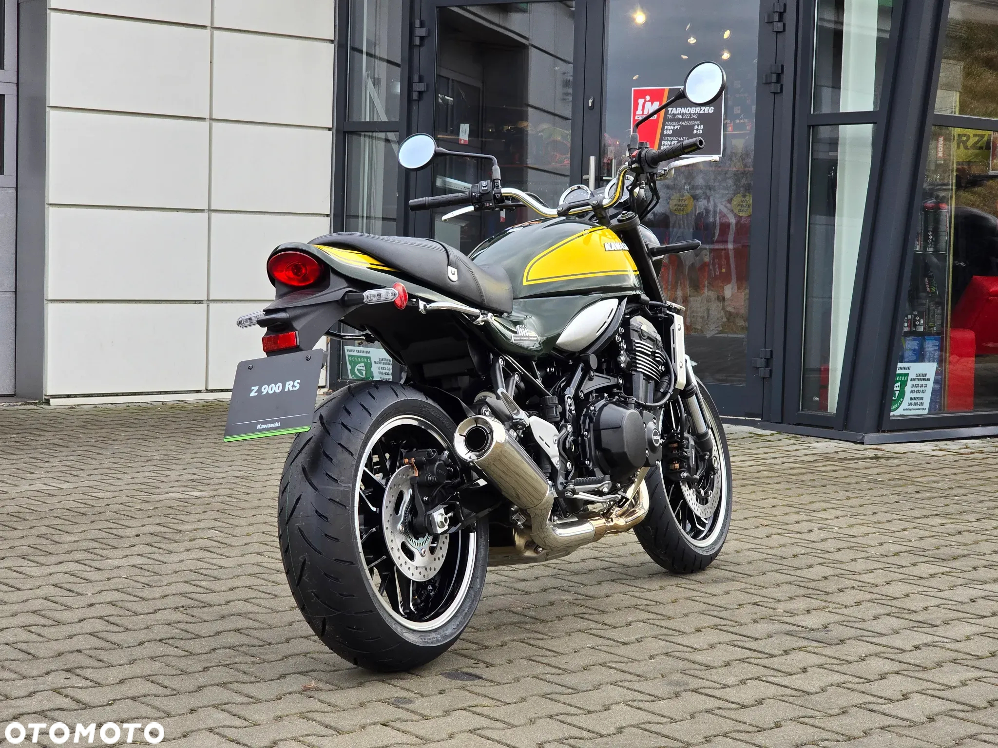 Kawasaki Z 900 RS - 14