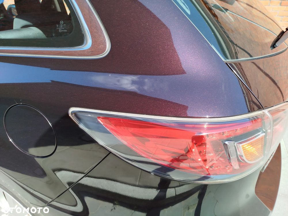 Mazda 3 2.0 Exclusive + - 26