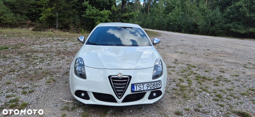 Alfa Romeo Giulietta 2012 photo 3