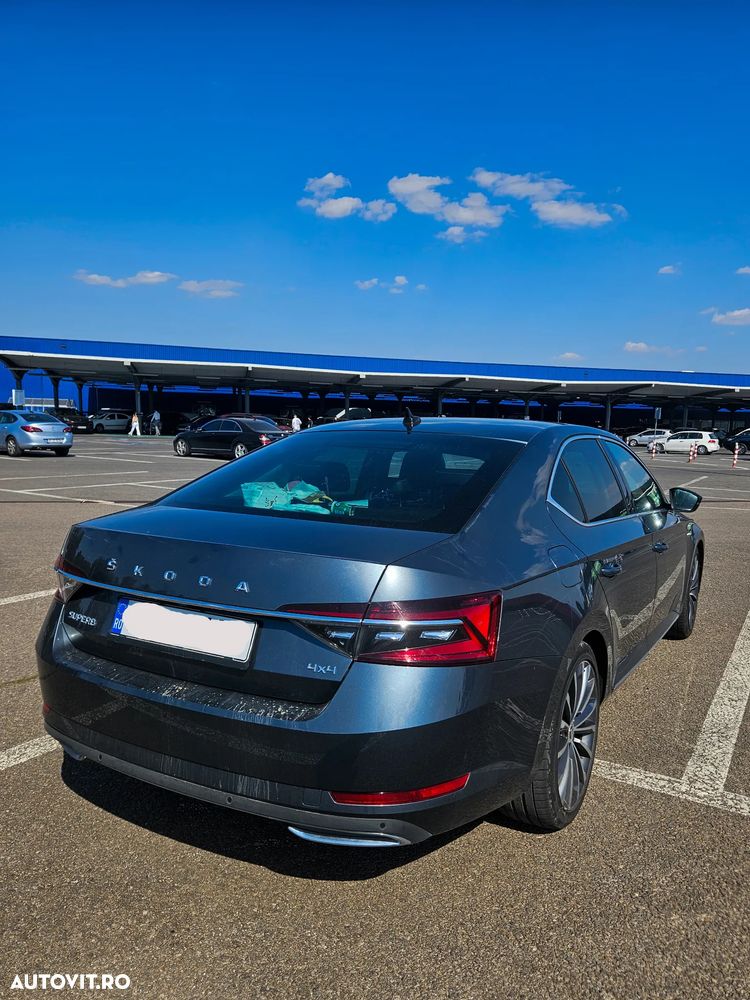 Skoda Superb 2.0 TDI 4x4 DSG Premium Edition - 4
