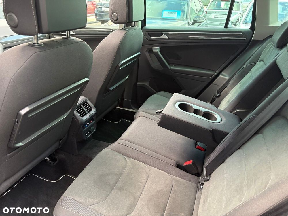 Volkswagen Tiguan - 14