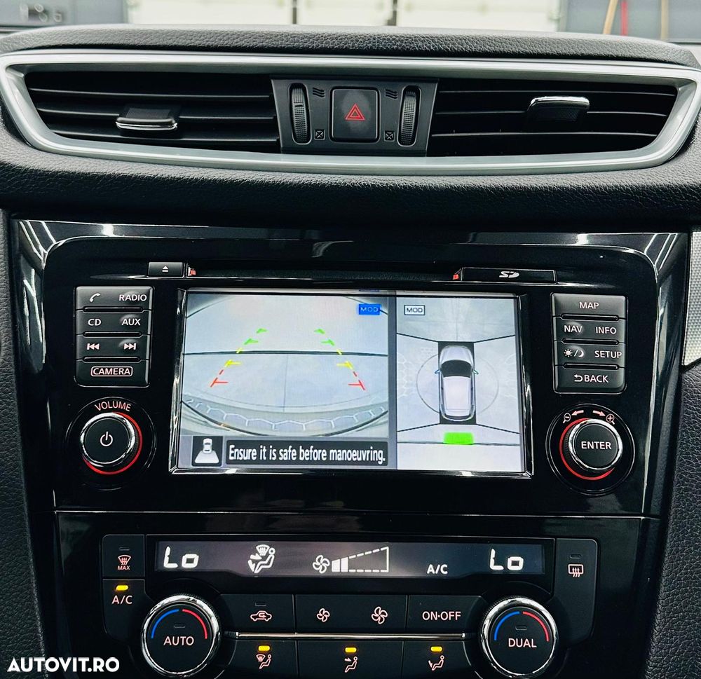 Nissan Qashqai 1.2 DIG-T Xtronic ACENTA - 25