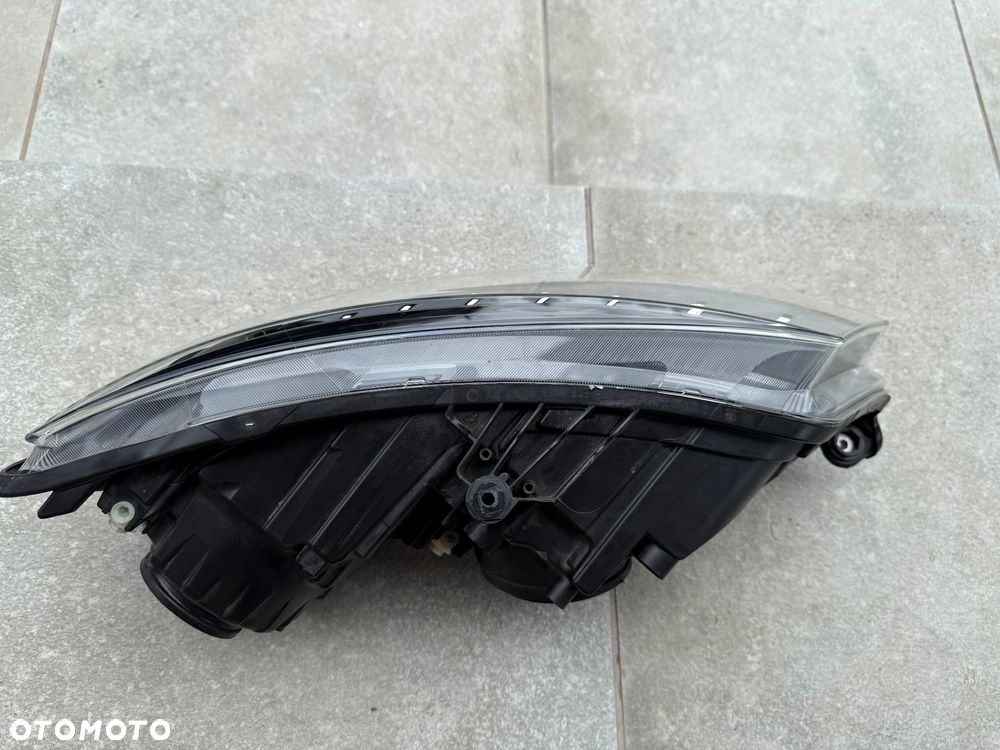 Lampa przednia lewa Skoda Fabia III Lift - 7