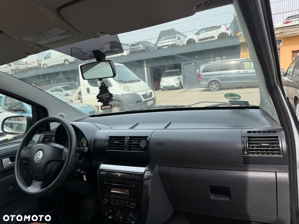 Volkswagen Fox - 4
