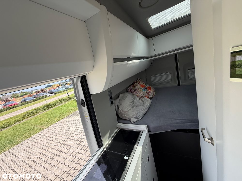 Volkswagen CRAFTER GRAND CALIFORNIA 600 - 32