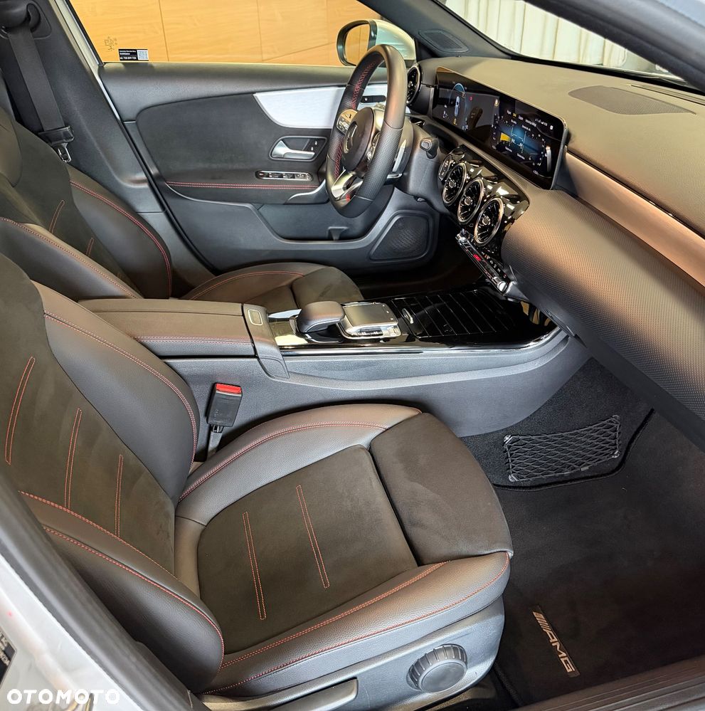 Mercedes-Benz Klasa A 250 AMG Line 7G-DCT - 9