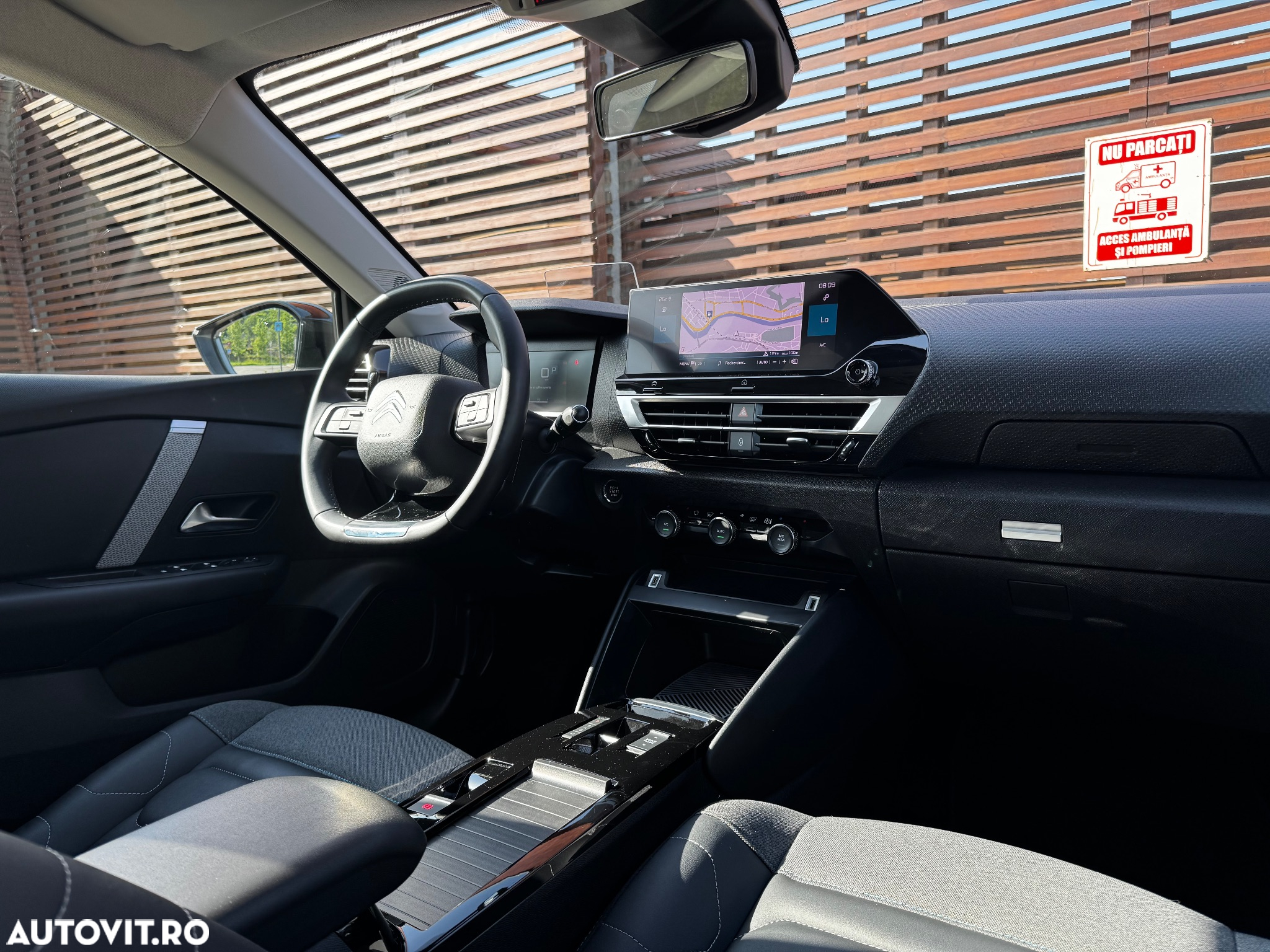 Citroën C4 1.2 PureTech S&S EAT8 Shine - 19