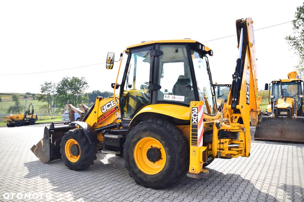 JCB 3CX Sitemaster PLUS - 8