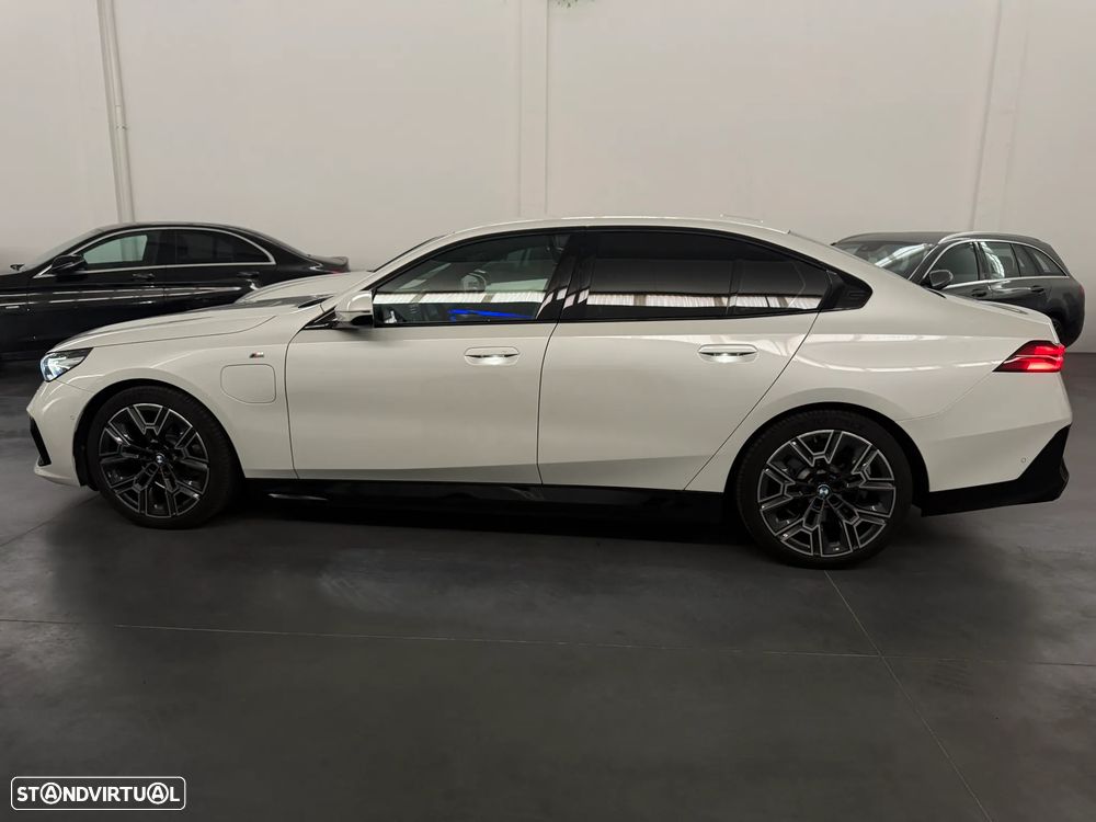 BMW 530 e Pack Desportivo M Pro - 11