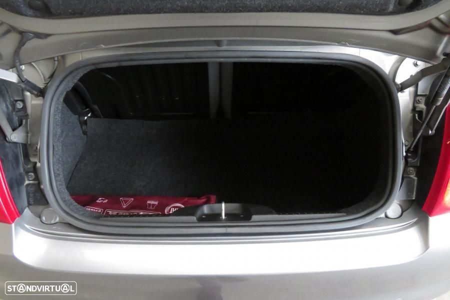 Fiat 500C 1.0 Hybrid Lounge - 26