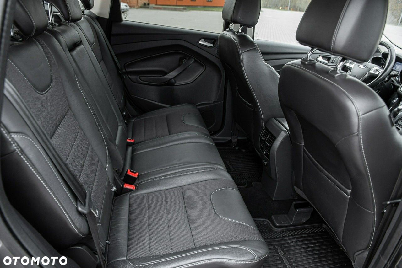 Ford Kuga - 8