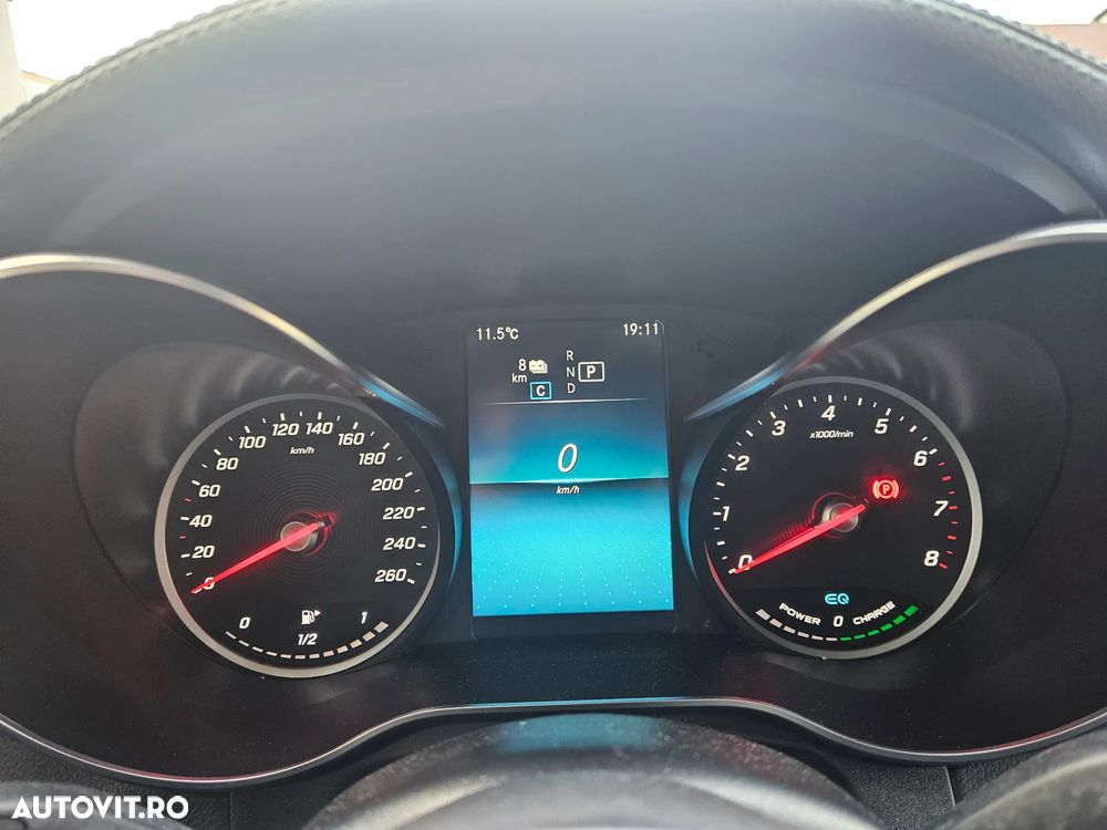 Mercedes-Benz GLC 300 e 4MATIC - 8