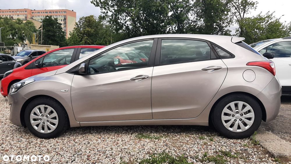 Hyundai i30 blue 1.6 CRDi Classic - 6