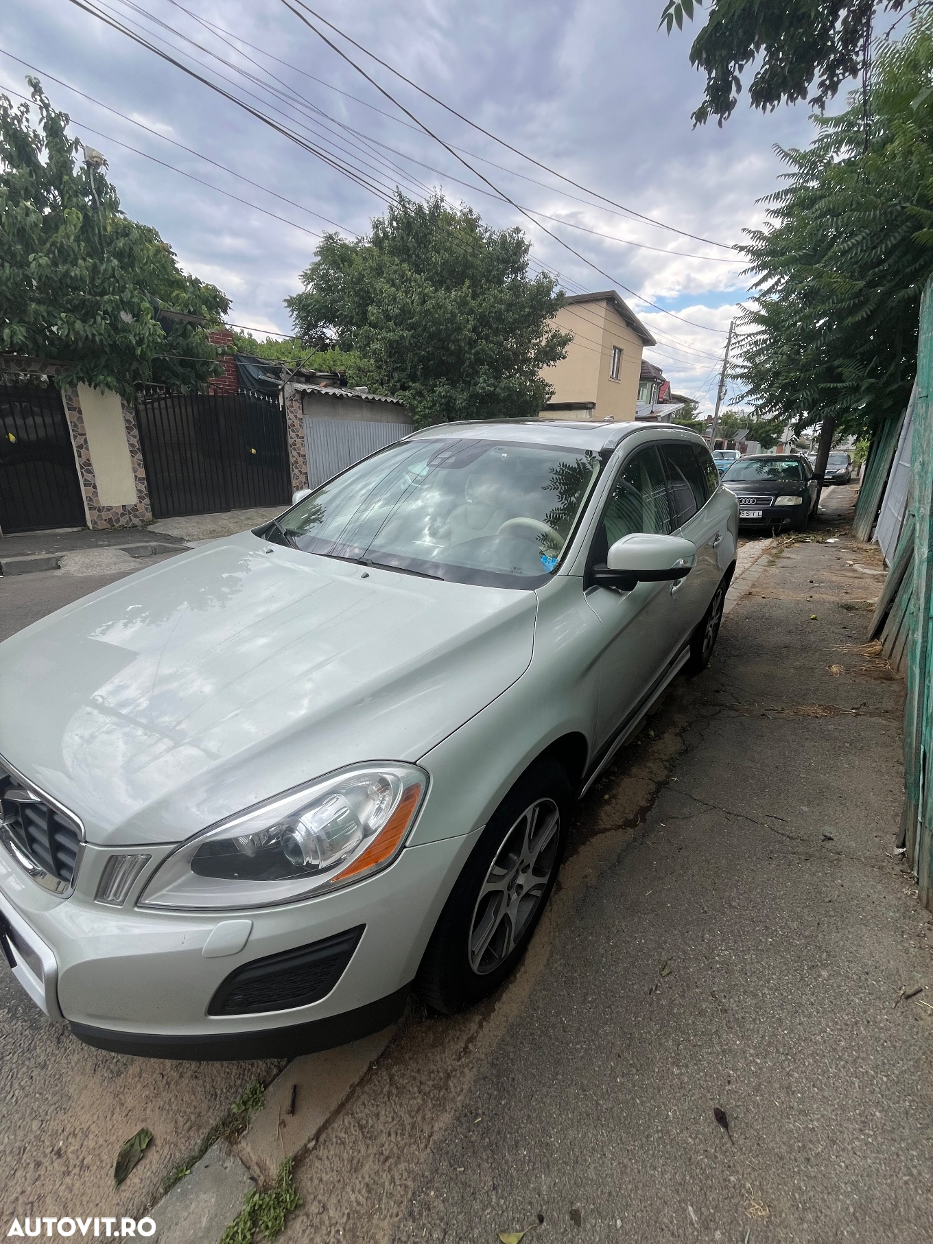 Volvo XC 60 D3 Kinetic - 2