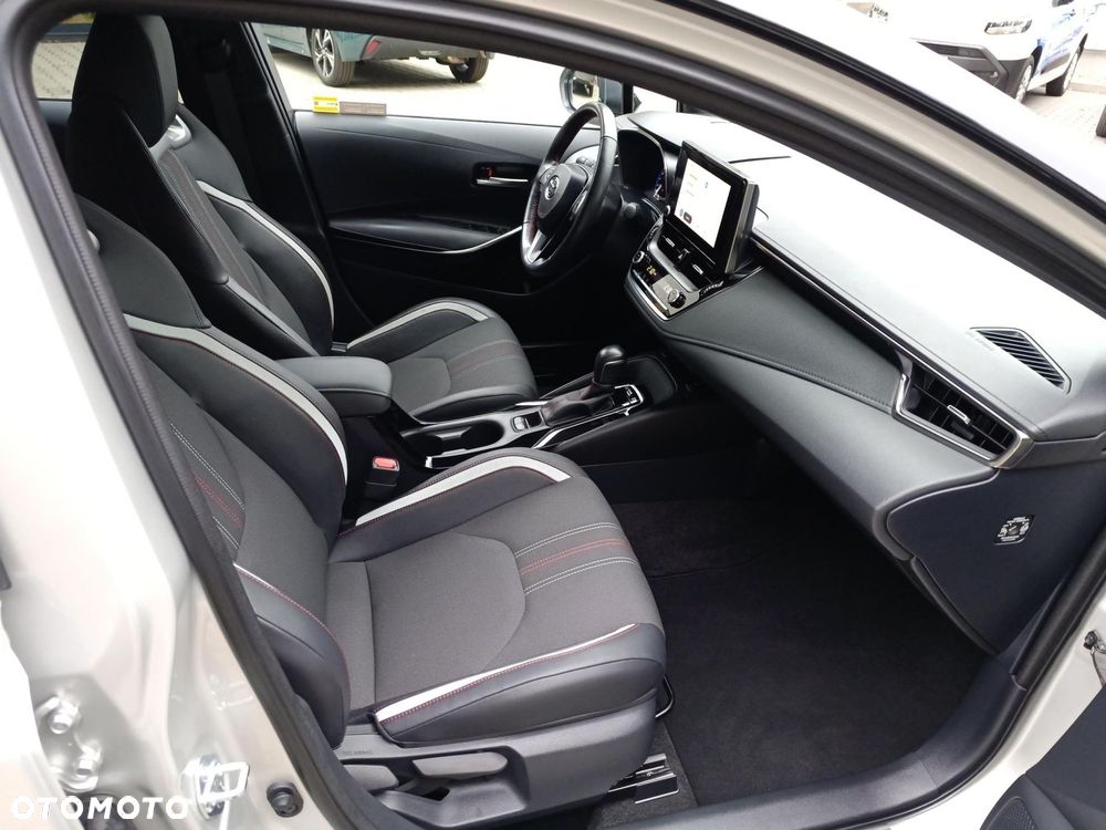 Toyota Corolla 1.8 Hybrid GR Sport - 10
