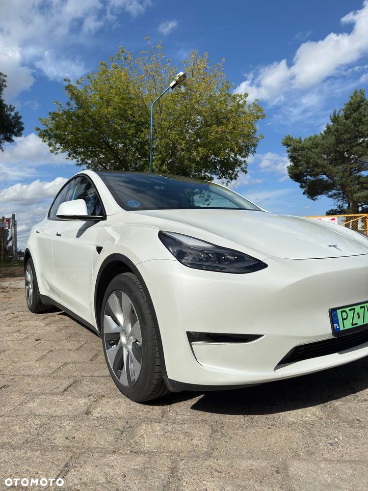 Tesla Y Long Range Dual Motor AWD - 6