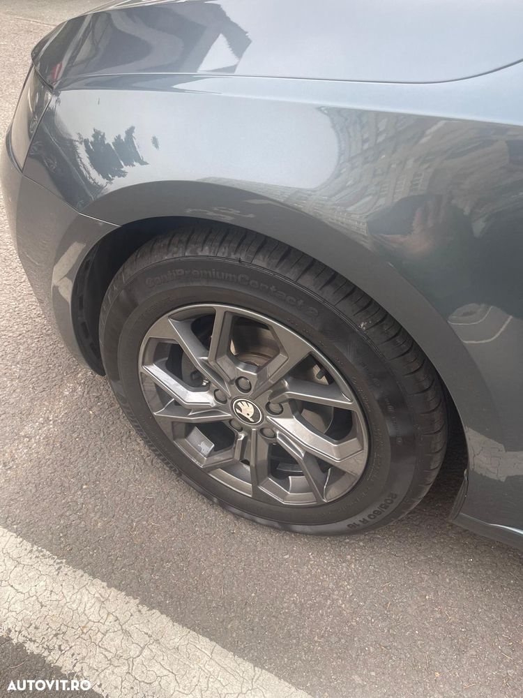 Skoda Octavia 1.6 TDI DSG Style - 21