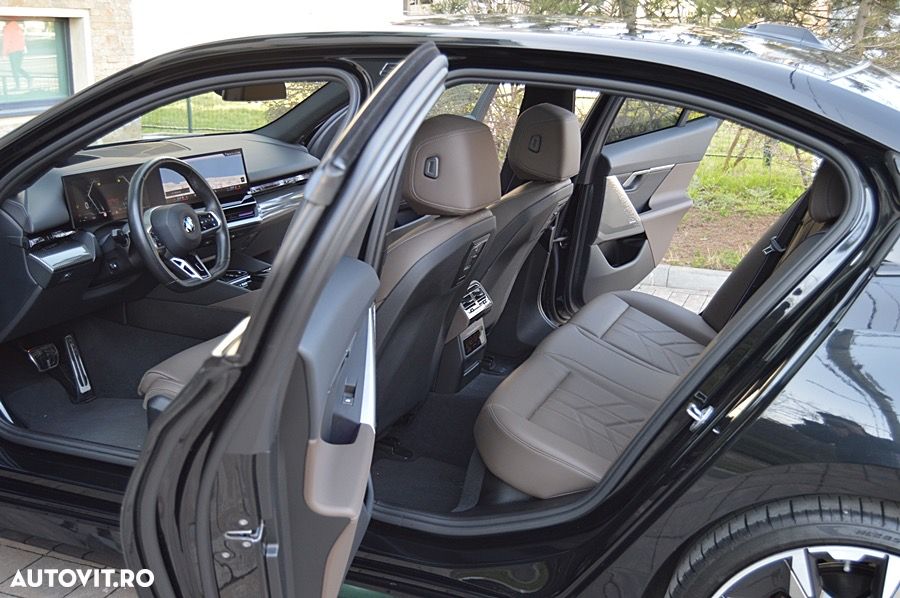 BMW Seria 5 520d AT MHEV - 6