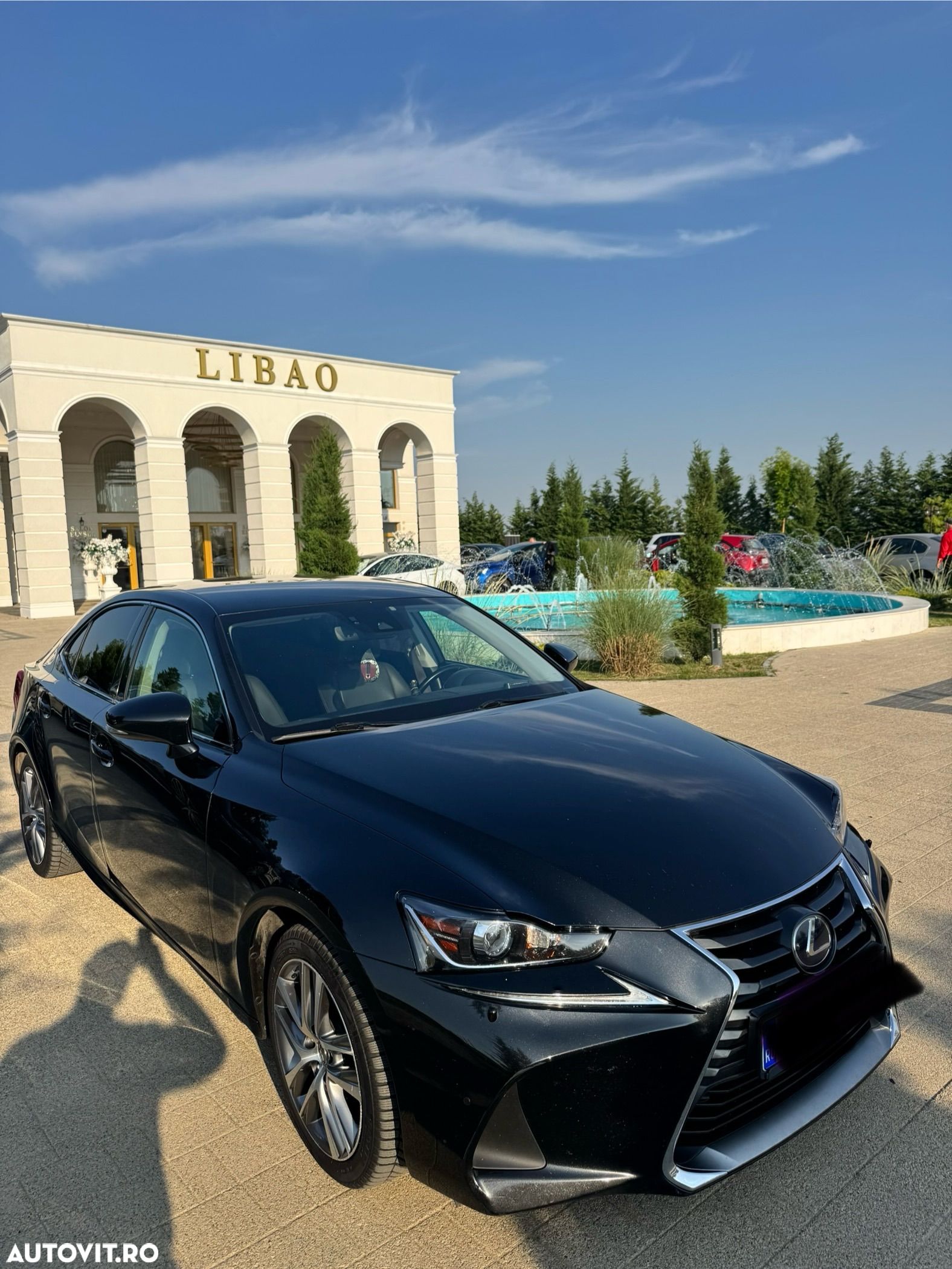 Lexus Seria IS 300h Luxury Line - 1