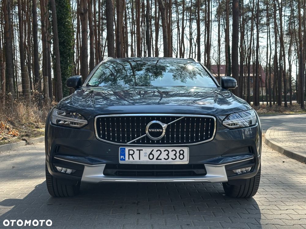 Volvo V90 D5 SCR AWD Momentum - 3
