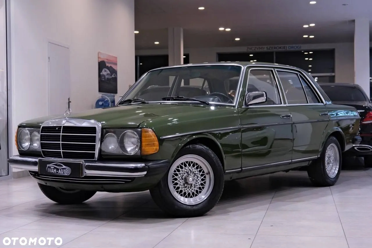 Mercedes-Benz W123 - 16