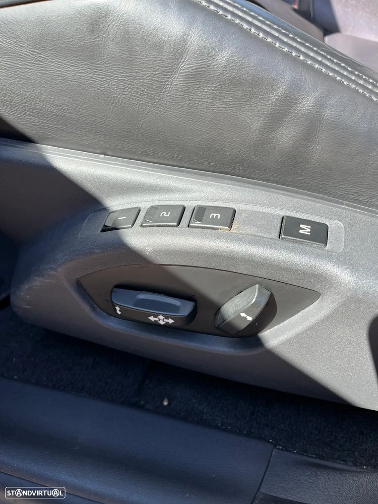 Volvo XC 60 2.0 D4 VOR - 14