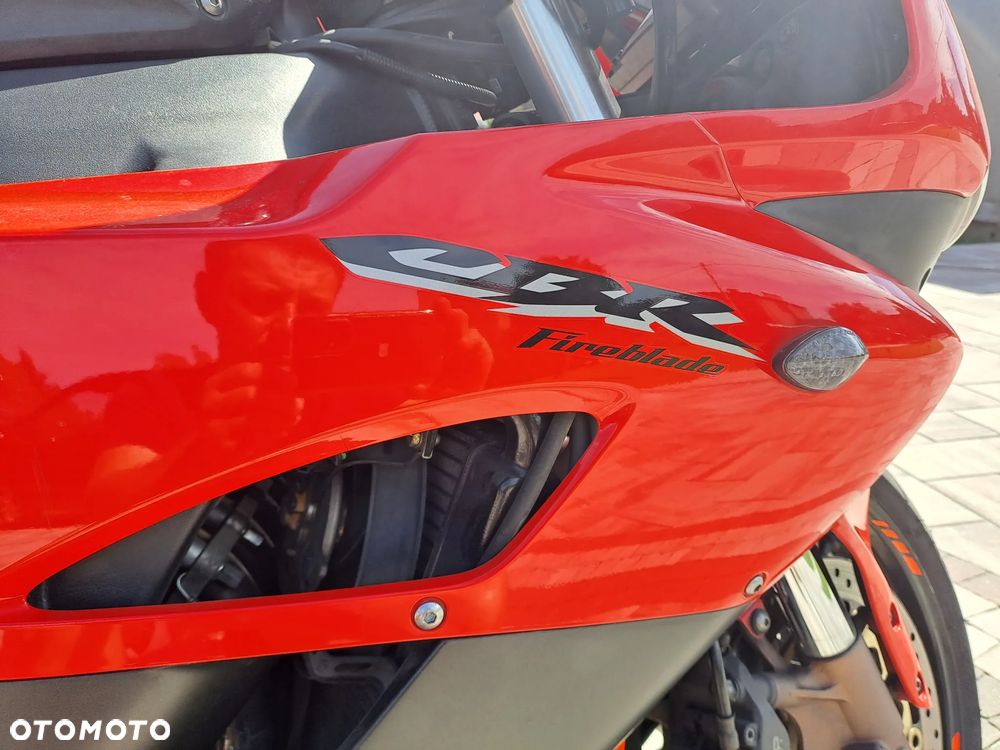 Honda CBR - 9