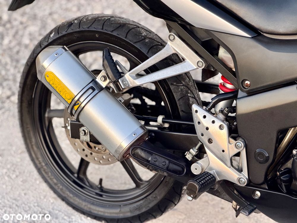 Honda CBR - 16