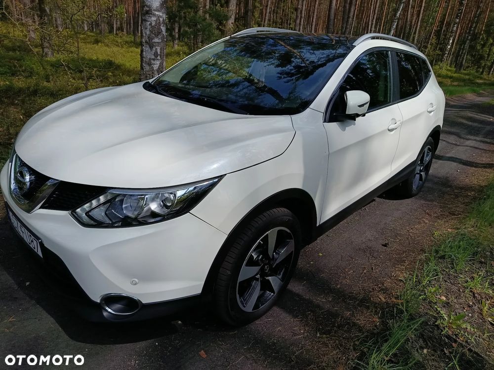 Nissan Qashqai 1.6 DCi Xtronic TEKNA - 8
