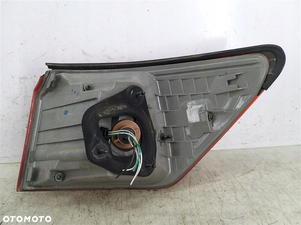 Lampa lewa tylna tył Lexus IS II PRZED LIFT SEDAN 2005-2010 - 2