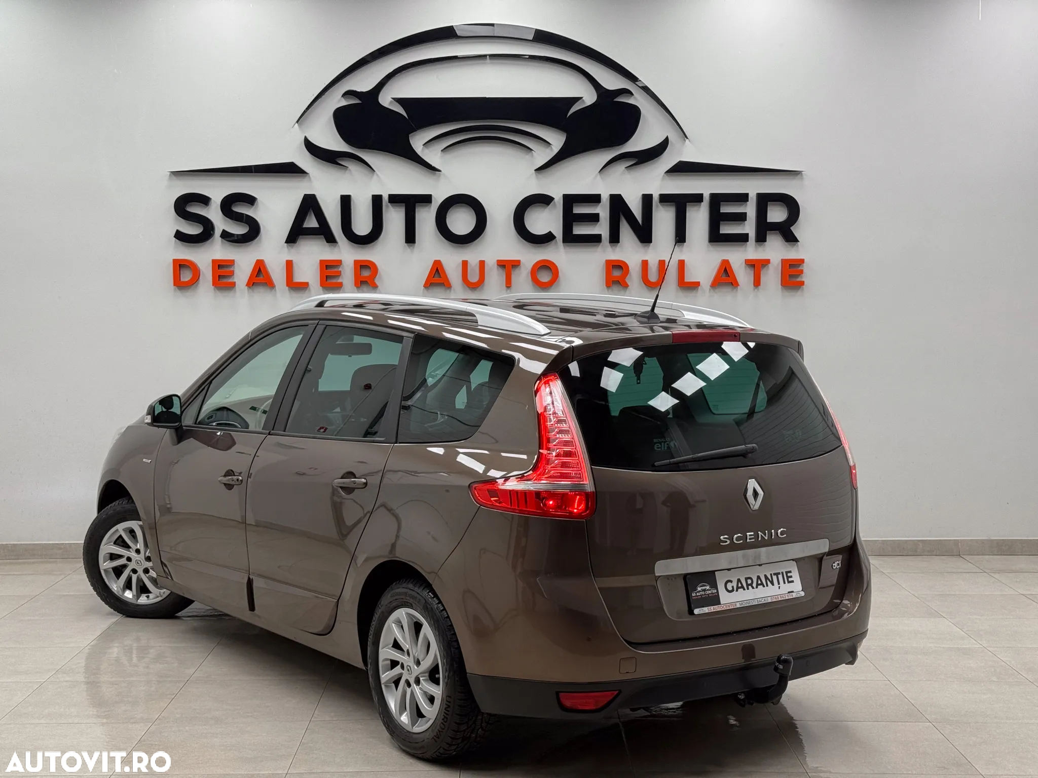 Renault Grand Scenic dCi 110 LIMITED - 4