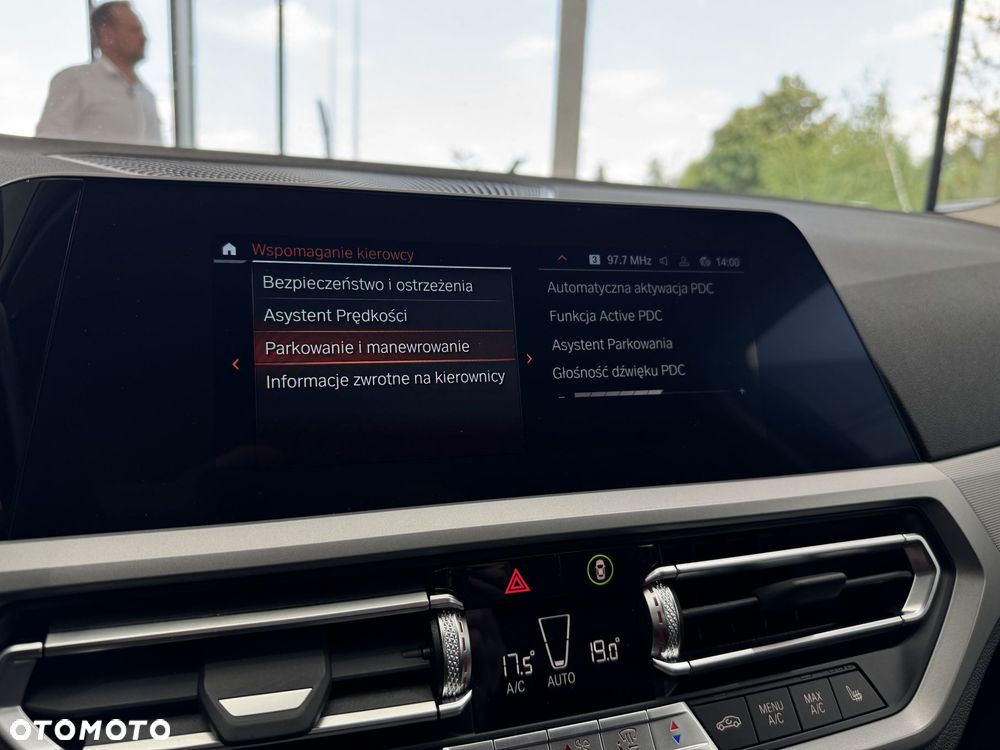 BMW Seria 3 318i Advantage - 33