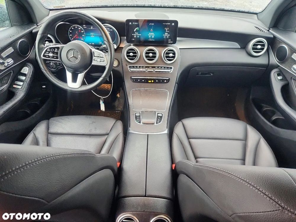 Mercedes-Benz GLC 300 4Matic 9G-TRONIC Exclusive - 7
