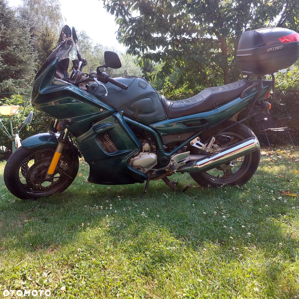 Yamaha XJ - 2