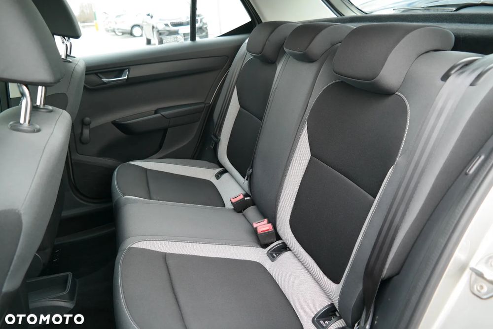 Skoda Fabia 1.2 TSI Ambition - 11