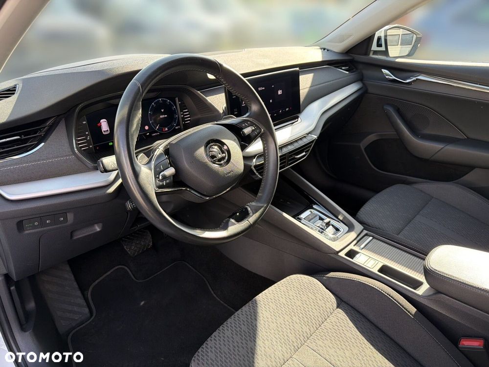 Skoda Octavia 2.0 TDI Style DSG - 10