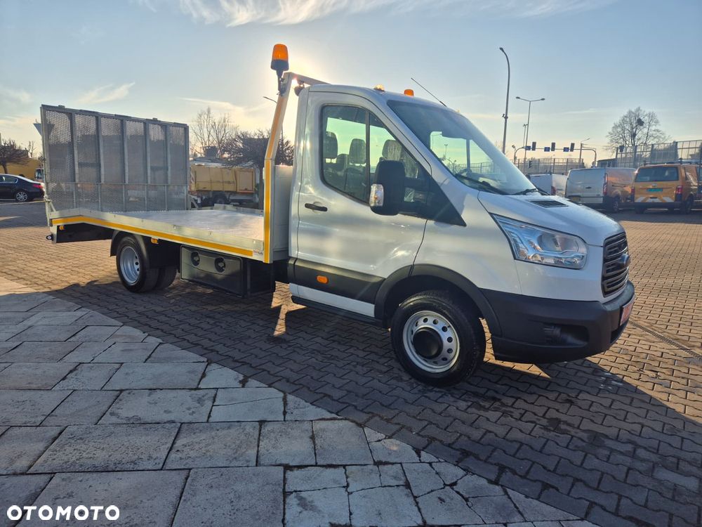 Ford Transit 2.0 TDCi / AUTOLAWETA / LAWETA DO MASZYN / SZEROKI NAJAZD / STAN IDEALNY / 1 WŁ / BEZWYPADKOWY / ORYGINALNY PRZEBIEG / 3 MIEJSCA / POMOC DROGOWA / NAPĘD TYŁ / EURO 6 / NISKI PRZEBIEG! - 7