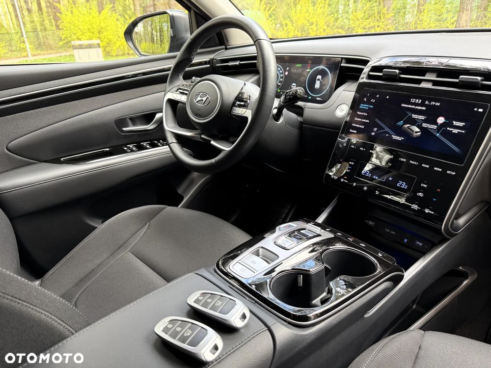 Hyundai Tucson 1.6 T-GDi HEV Executive 4WD - 31