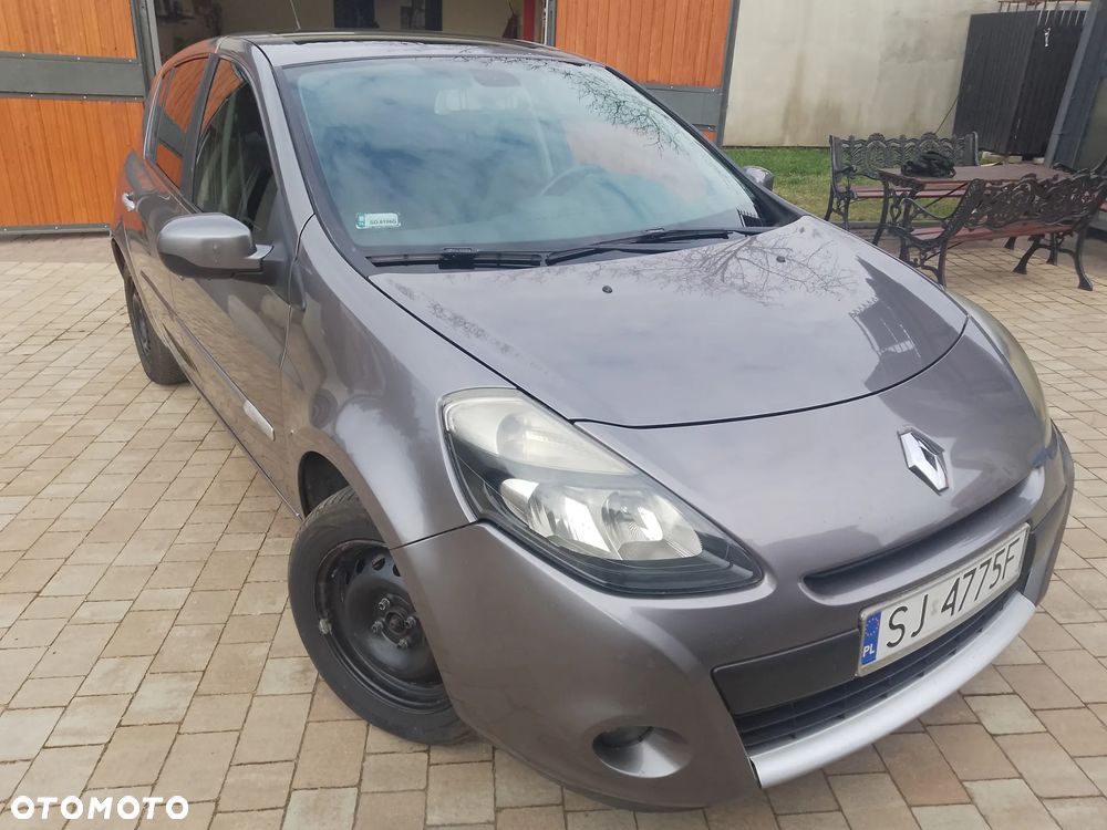 Renault Clio - 2