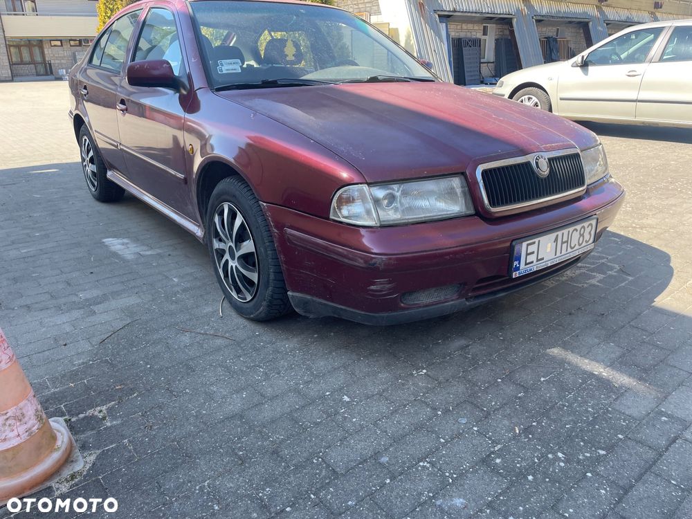 Skoda Octavia 1.6 GLX - 2