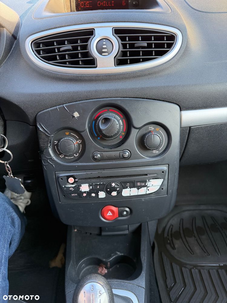 Renault Clio 1.2 16V Alize Euro5 - 17