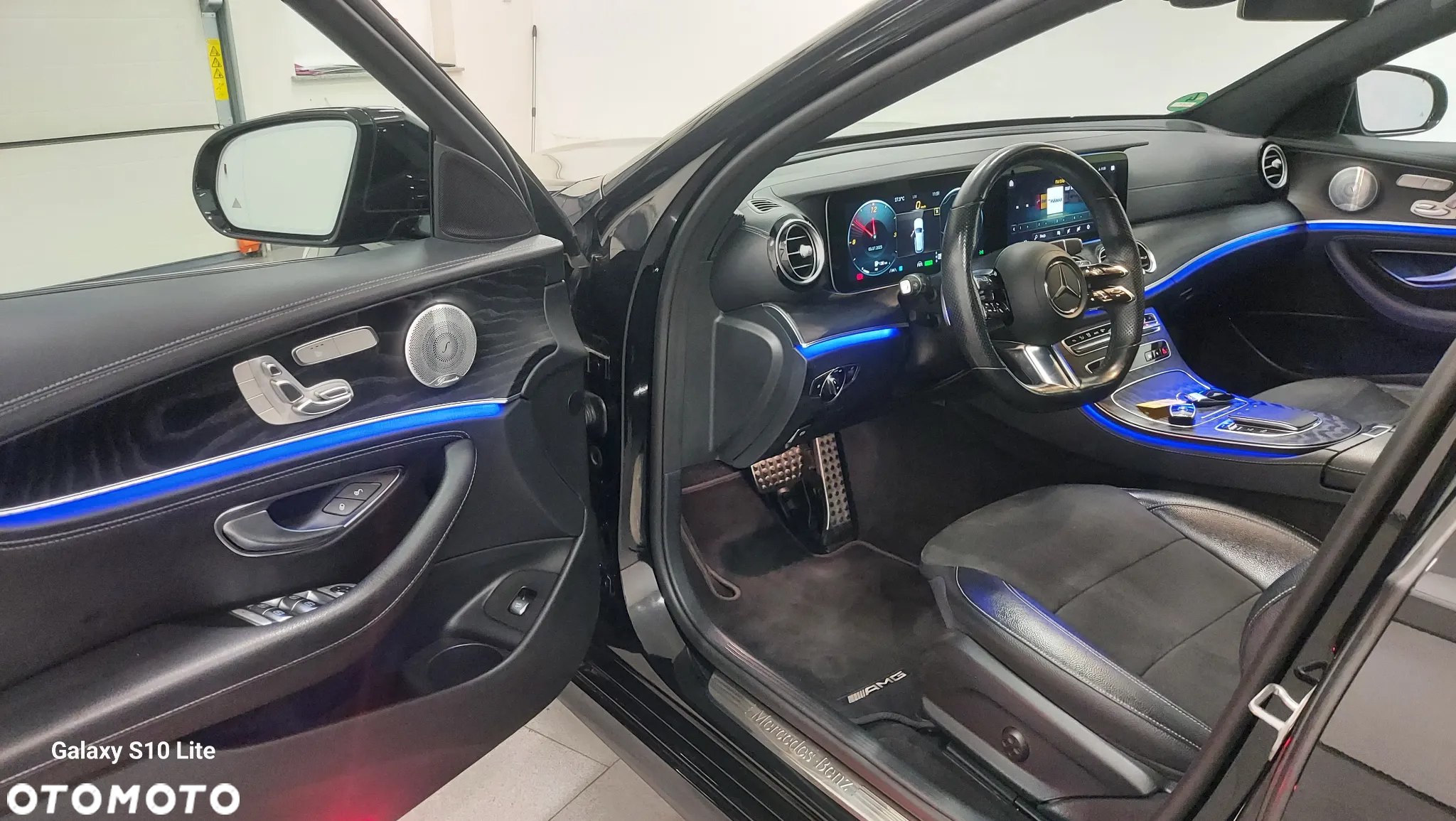 Mercedes-Benz Klasa E 300 de 4Matic T 9G-TRONIC AMG Line - 5