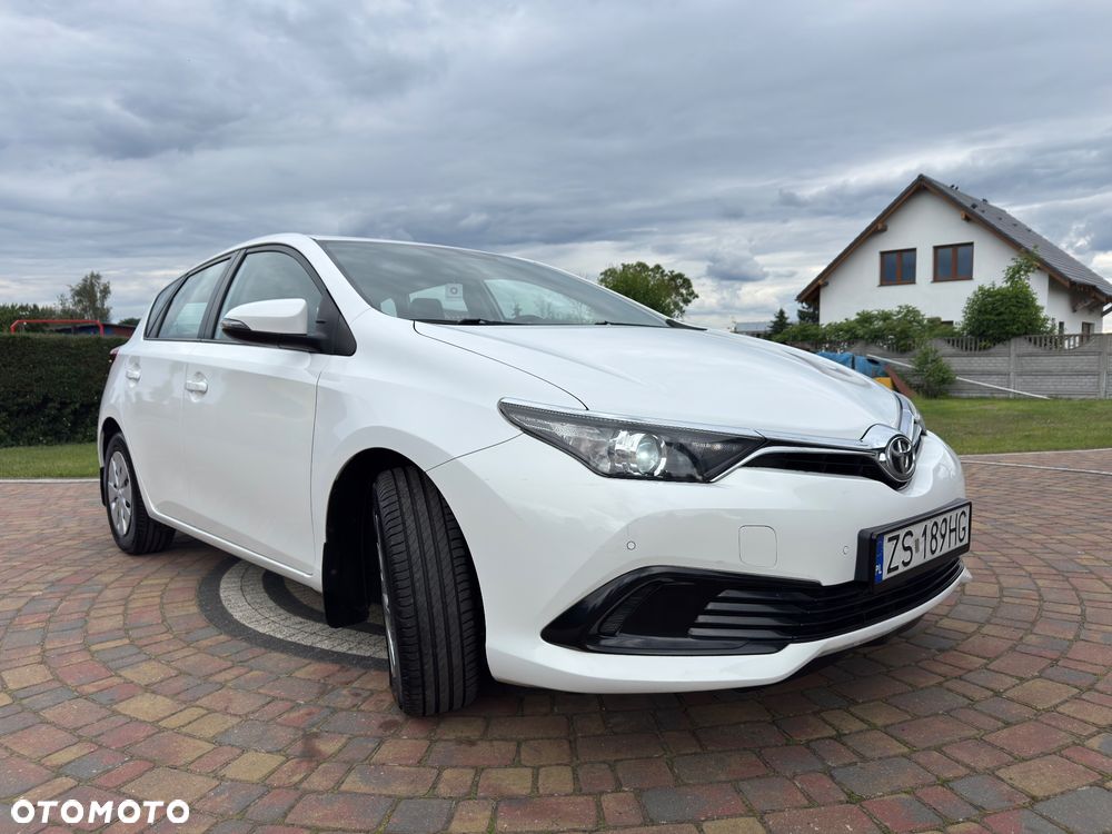 Toyota Auris 1.33 VVT-i Active - 10