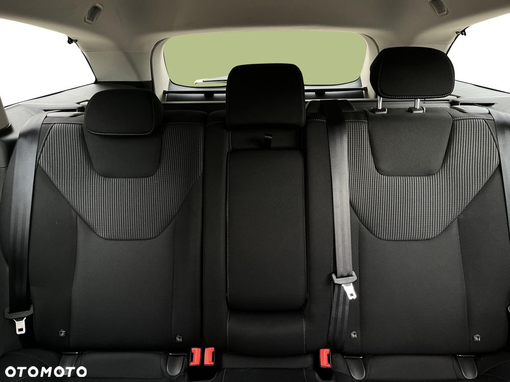 Ford Mondeo 2.0 EcoBlue Titanium - 28