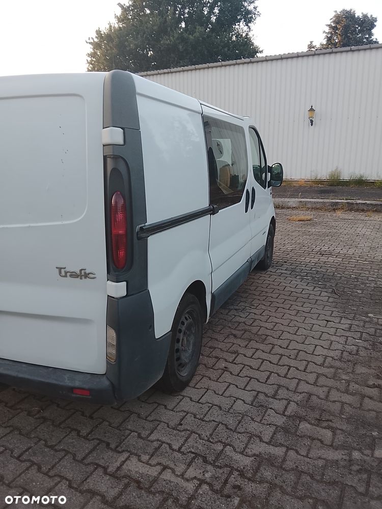 Renault Traffic - 9