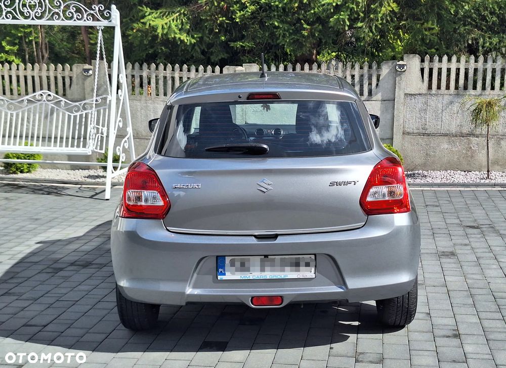 Suzuki Swift 1.2 Premium Plus - 3