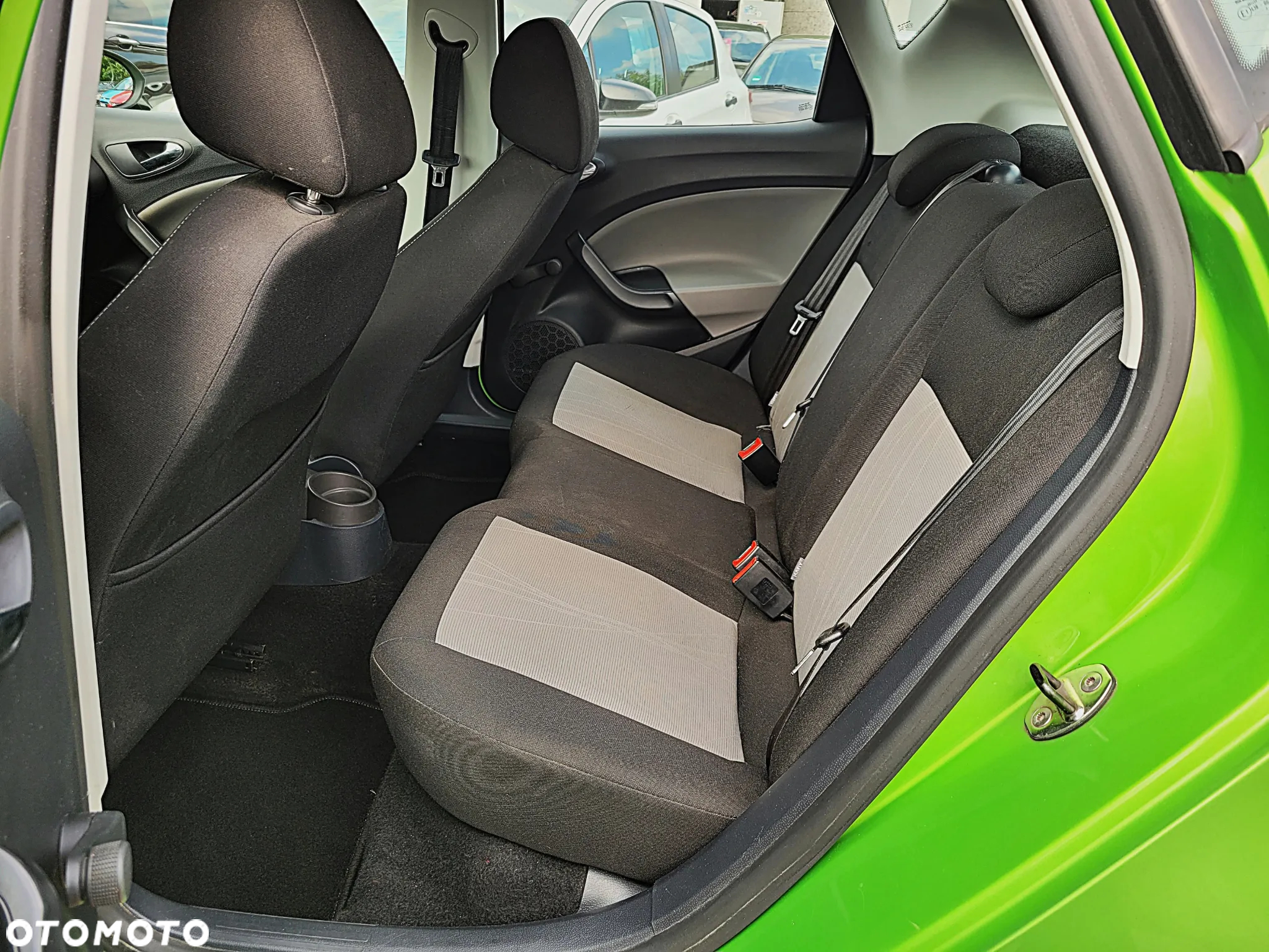 Seat Ibiza 1.4 16V Style - 8