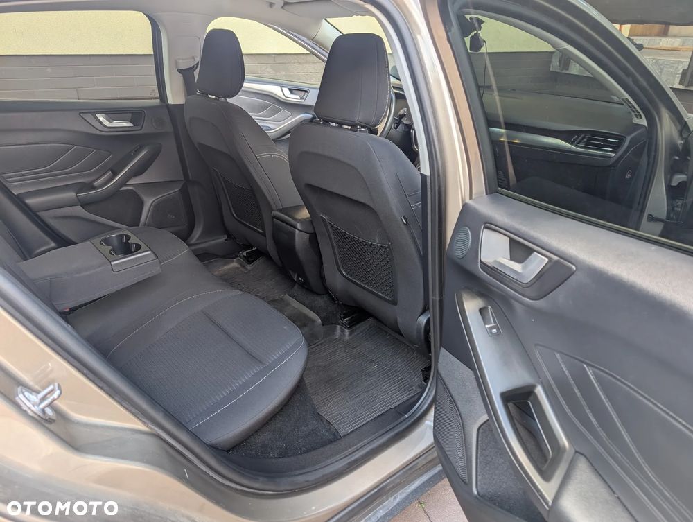 Ford Focus 1.5 EcoBoost Titanium ASS PowerShift - 3